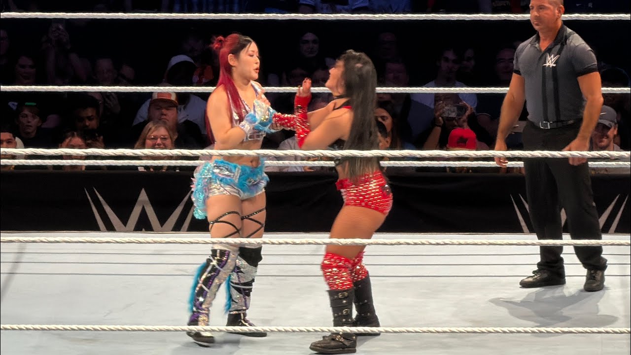 Iyo Sky vs Roxanne Perez FULL MATCH | WWE LIVE HOLIDAY TOUR Tampa FL 12/27/25