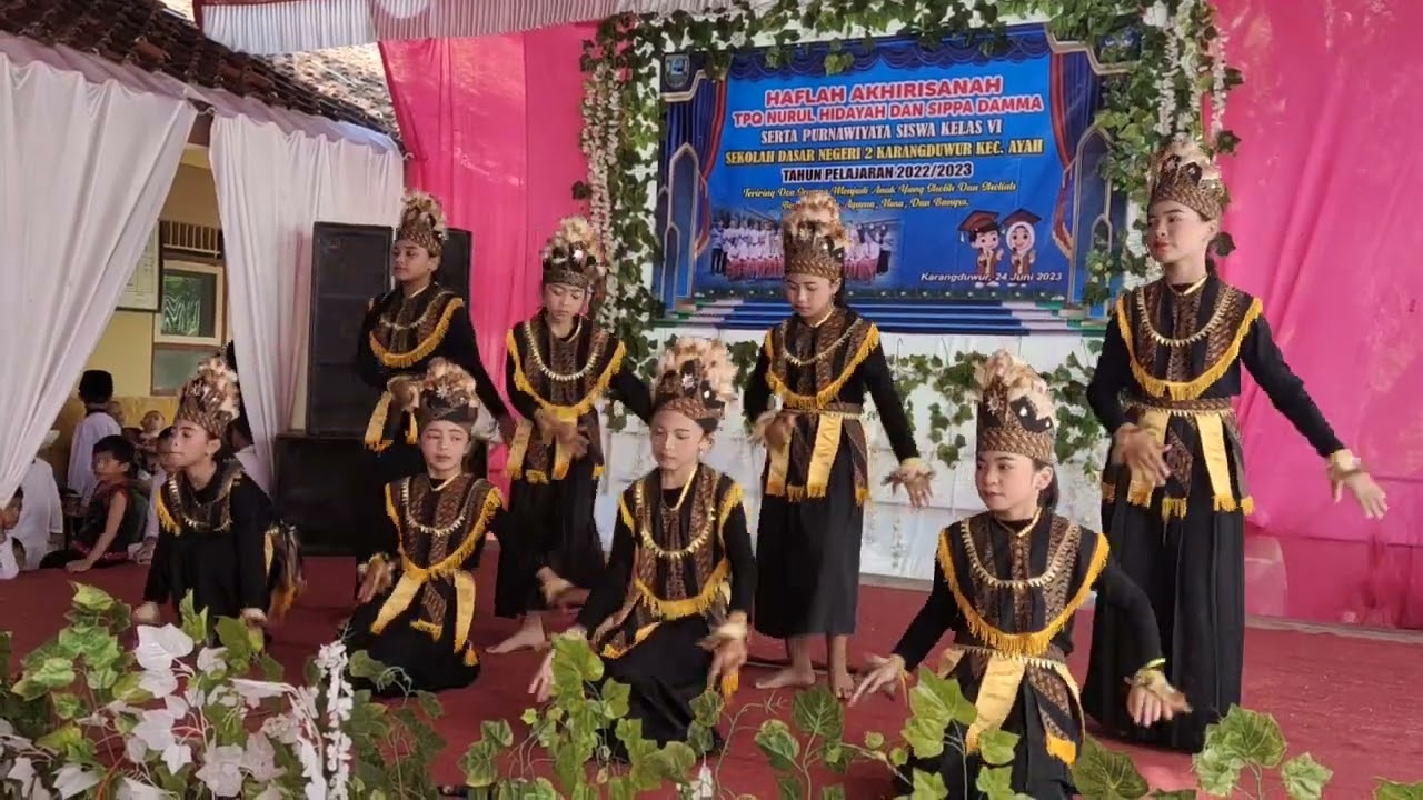 Tari Wonderful Indonesia Perpisahan Kelas 6 SDN 2 Karangduwur Kecamatan Ayah