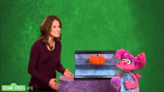 Sesame Street: Natalie Morales_Float