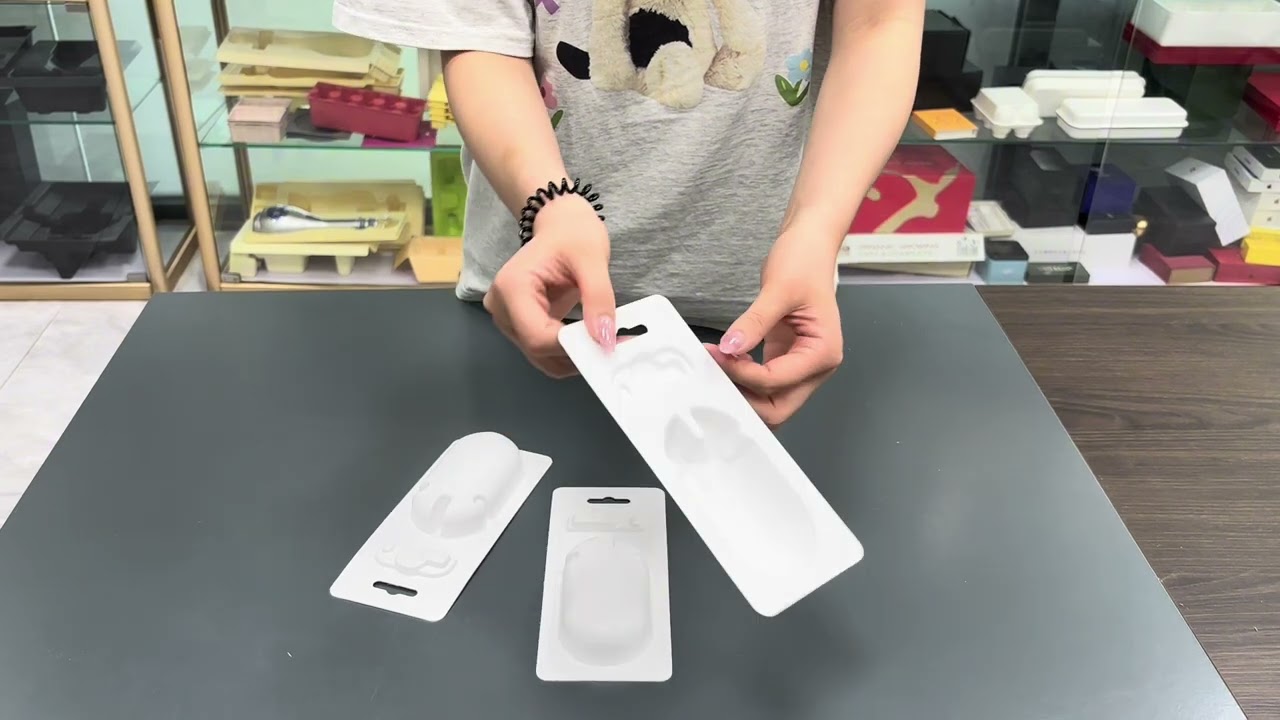 Sustainable pulp mold insert recyclable packaging for electronic mouse