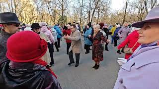 9.03.24г..."Старый Конь Борозды не Портит"... в Гомельском парке на танцполе..