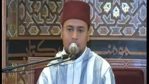 مقطع من سورة الزمر بمقام النهاوند سنة 2011 مسجد العمرة الرباط
