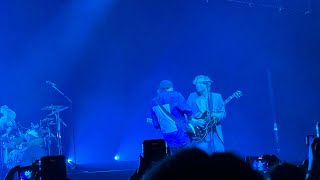 5 Seconds of Summer - Take my hand LIVE in Berlin 26th April 2022