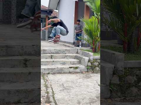 Yes im landing #skateboarding #skateboard #skate #skater #skatelife #skatepark #skating #skate4