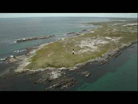 This short film gives a glimpse into the many experiences on offer in the Falkland Islands. From the dramatic landscapes to incredible wildlife and the warm hospitality of the locals. A "must-see"...