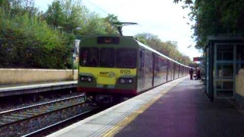 Class 8100 arriving into Kilester for Bray Daly