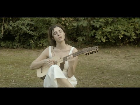 Mila Farrás - Azul (Video Oficial)