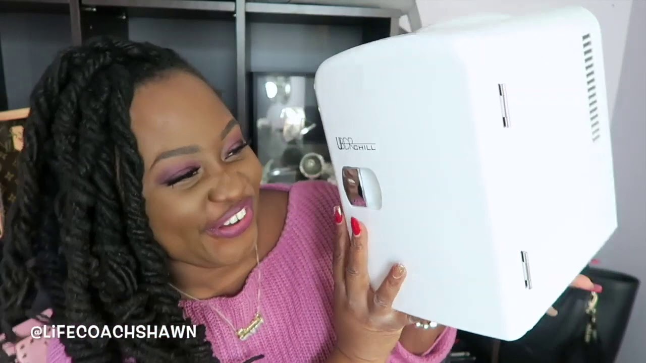 Uber Appliance Uber Chill UB-CH1 Beauty Fridge