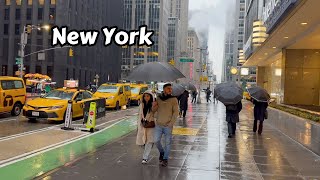 Walking In The Rain In Manhattan - 5th Avenue 6th Ave And Times Square - Rainy Day In New York City