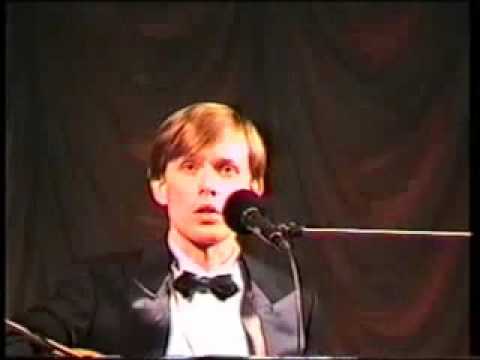 Sleduj 1998 Олег Погудин Хризантемы na YouTube