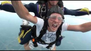 Eric Hanson goes skydiving