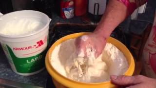 Details Momma making biscuits Guide