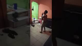 Asik Di Goyang Santai