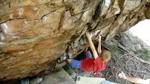 Riccardo Moretti su Scrambled Fingers - Rifugio Ba...