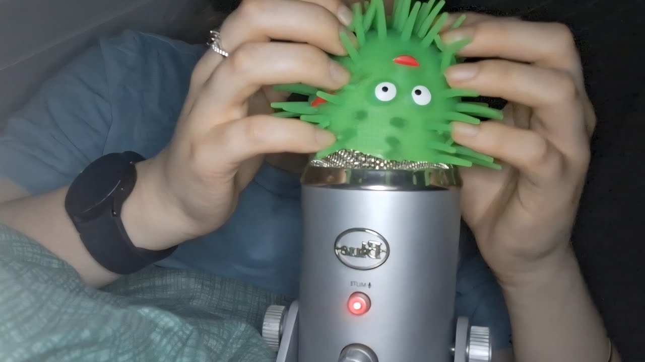 Spiky Mic Cover ASMR 💫 Dry Brush Triggers & Tingly Sounds | No Talking ...