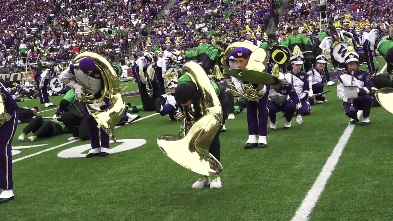 Halftime l Oregon vs University of Washington
