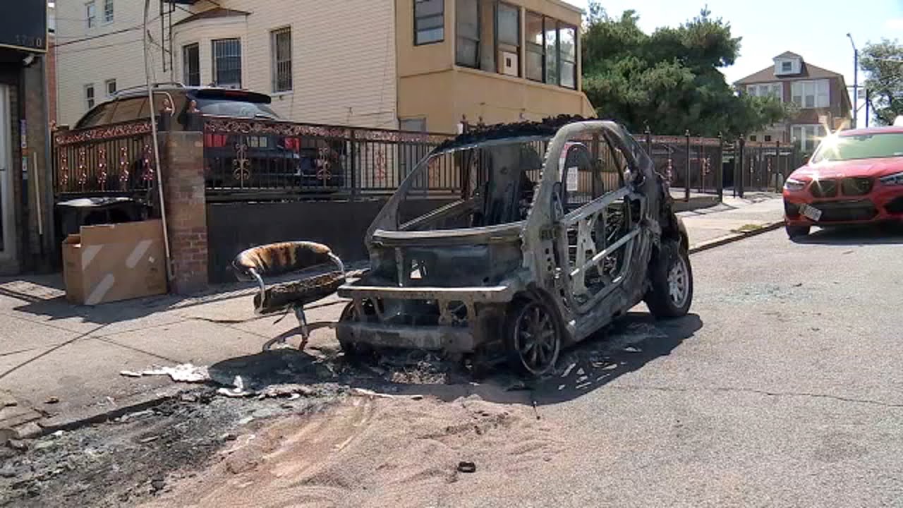 6 cars set on fire in the Bronx after alleged arson spree - YouTube