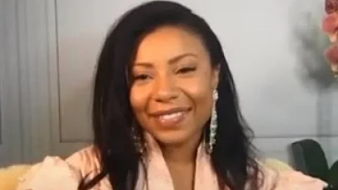 Shalita Grant laughs about her vocal tics on 'Sear...