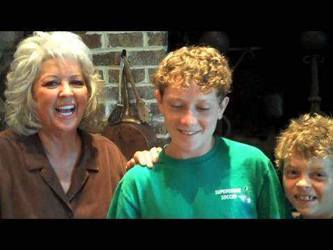 Paula Deen Packs a Kid's Lunch-Box