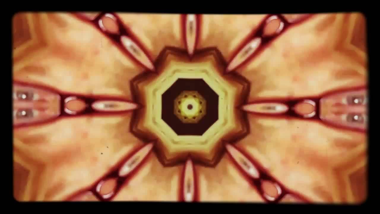 Great 60ies Hit song in French... itsy bitsy teeny weenyBikini D