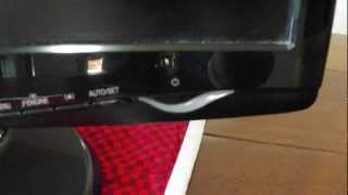 Monitor LCD LG 18,5" com defeito (fica piscando e não liga)