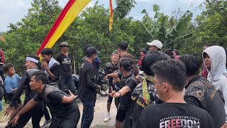 BANYAK YANG KESURUPAN SAAT ARAK ARAKAN SENI REAK PUMA Pusaka Mandala DI PAJATEN