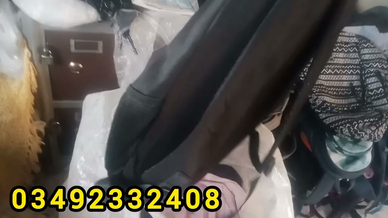 اسکول بیگ کے بنڈل ا گئے ہیں رابطہ نمبر03492332408