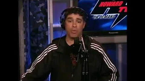 Howard Stern - Artie begins his day with a healthy meal