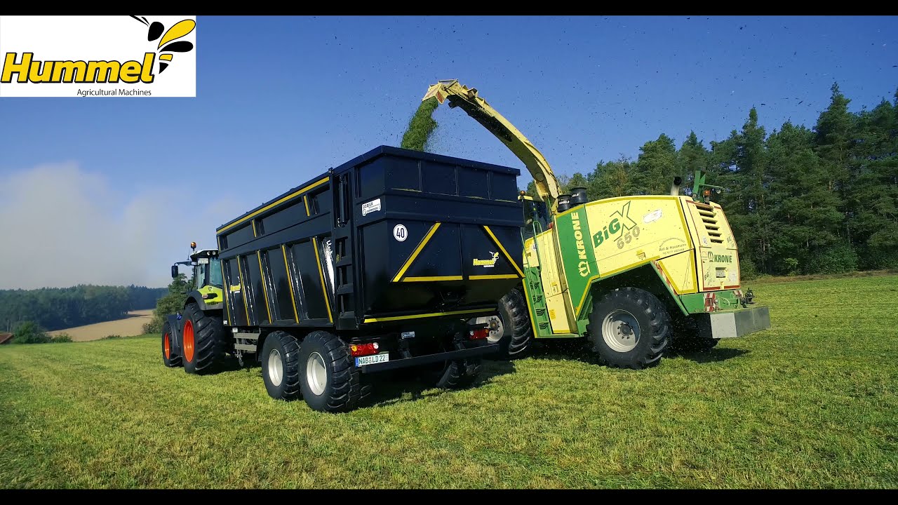 Hummel Muldenkipper und Abschiebewagen 2021 Gras und Maissilage Dobler Landmaschinen