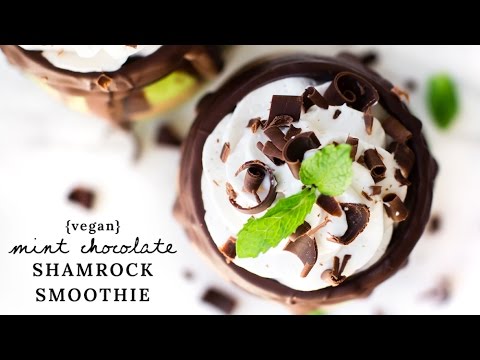 mint-chocolate-shamrock-smoothie-{vegan}