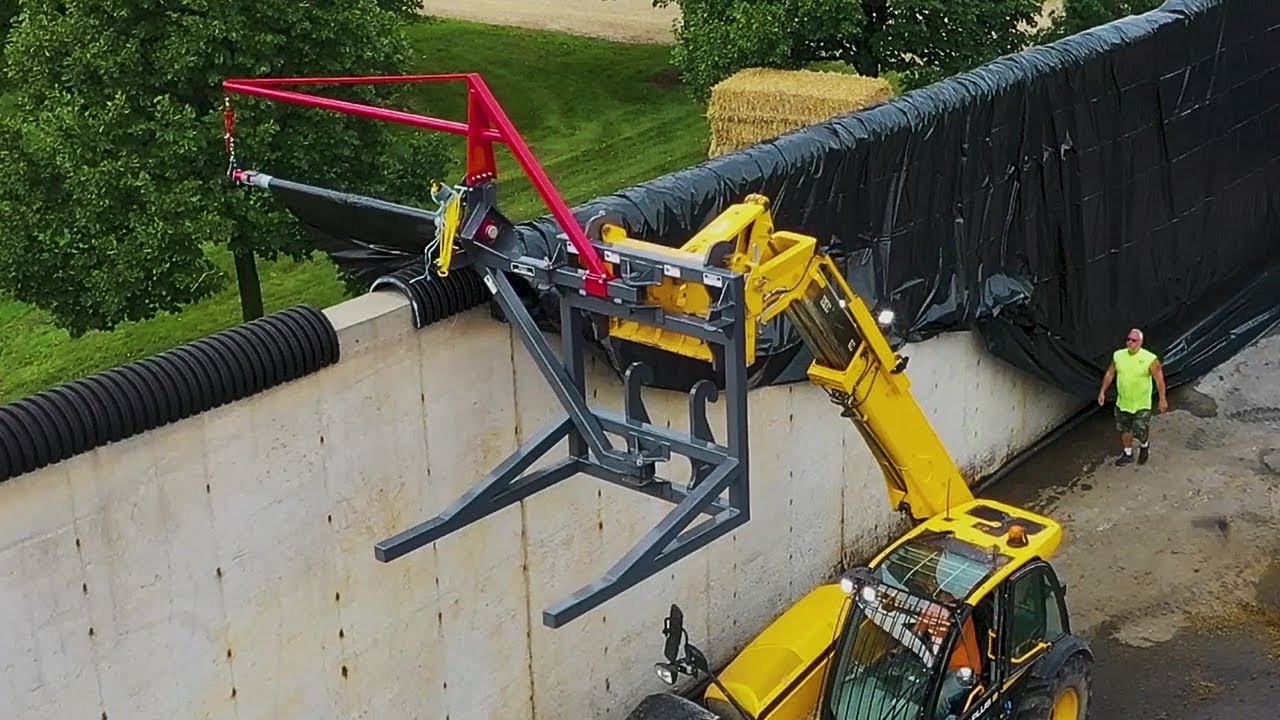 Wall Unroller || Stout Equipment - YouTube