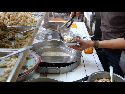 Taiwanese Desserts - Shaved Ice with Glutinous Rice Ball, Red Beans, Job's Tears, Peanuts an