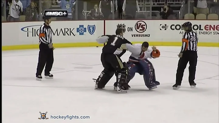 Rick DiPietro vs Brent Johnson Feb 2, 2011