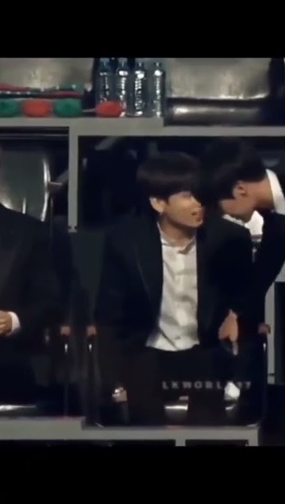 liskook moment 🥰🥰🥰😍#lisa #jungkook #liskook #lizkook