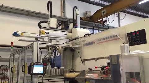 Full hot runner PP spoon mould with auto packing