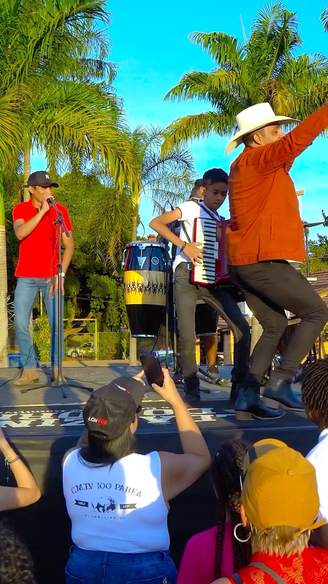 Leãozinho Do Forró história nova música forró do meu Goiás #boanoiteee #sanfoneiro #estourado