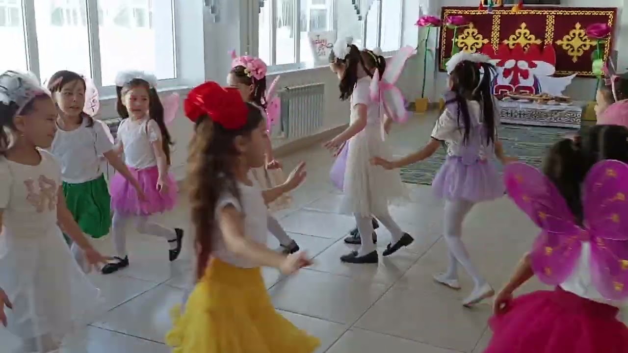 көбелек биі