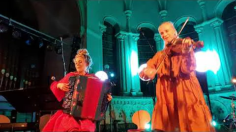 Lena Jonsson & Johanna Juhola, Baltimore Fiddle Fair gala concert 2022