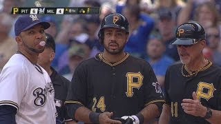 PIT@MIL: Alvarez's RBI single adds to Pirates' lead