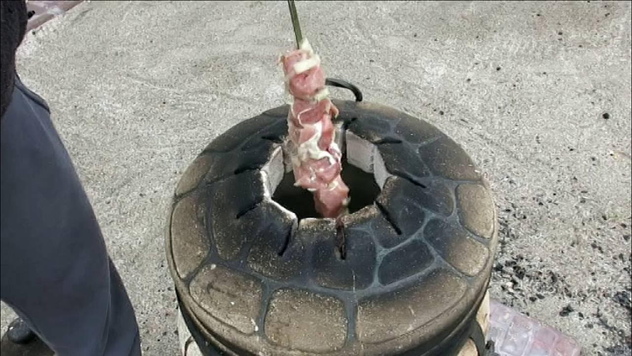 Коптим в тандыре. Копчение в тандыре. Коптим в тандыре. Коптильня для домашнего копчения колбасы. Коптим в тандыре.