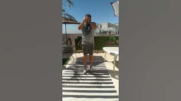 Agachamento abre e fecha com salto