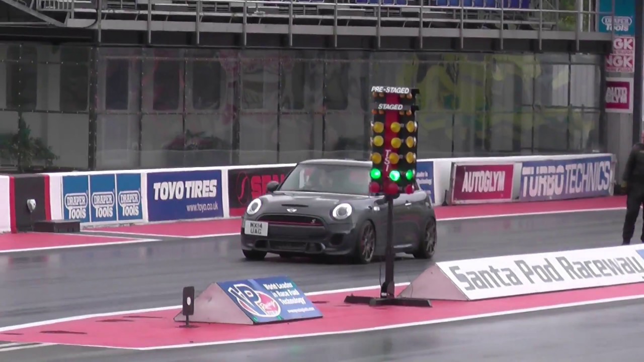 F56 MINI Cooper S vs Ford Fiesta ST - 1/4 Mile Drag Race - YouTube