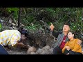 Harvesting Wild Tubers and Fresh Chives for a Simple Family Lunch in Nature