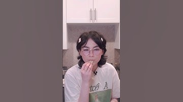 kyedae tries durian for the first time