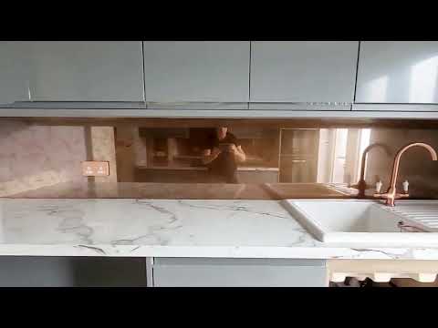 ~~~Copper Mirror Splashback~~