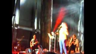 Blood on Snow ~ Sugarland~Alpharetta (8\/23)