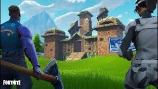 FORTNITE PARCO GIOCHI CON Lorenzo10call ''CACCIA LA BESTA'' (Video brutto)