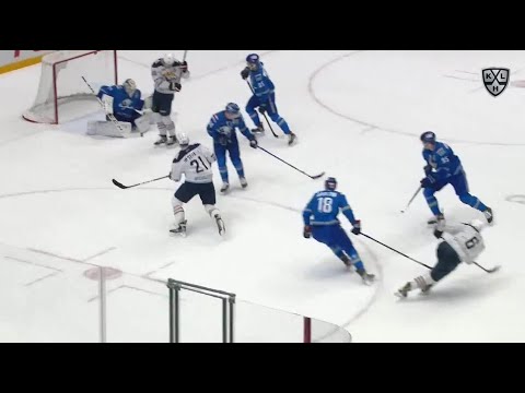 Beck buries a wrister into far top corner