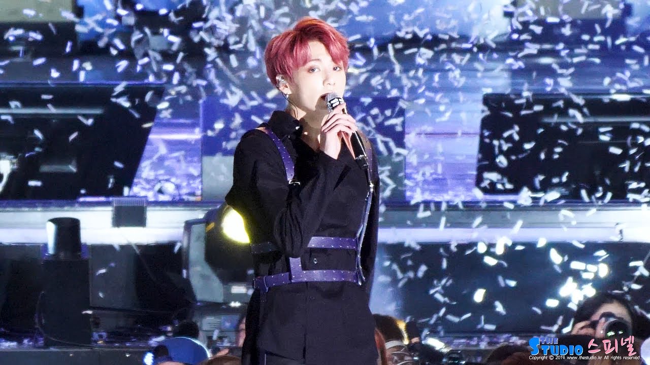 180622 방탄소년단 정국 직캠 '봄날 (Spring Day)' BTS Jungkook fancam @ 롯데 패밀리 콘서트 by Spinel