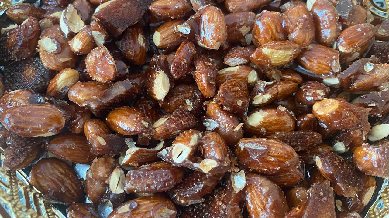 اللوز كراميليزي amandes caramélisées